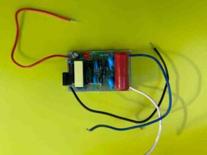 Module THT